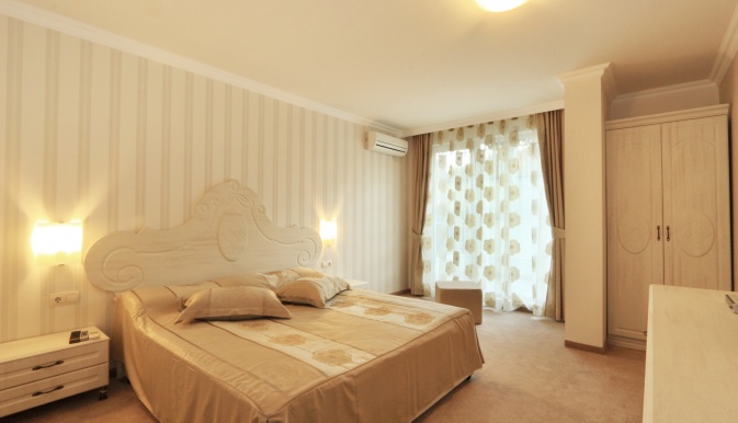 Penelope Palace Aparthotel