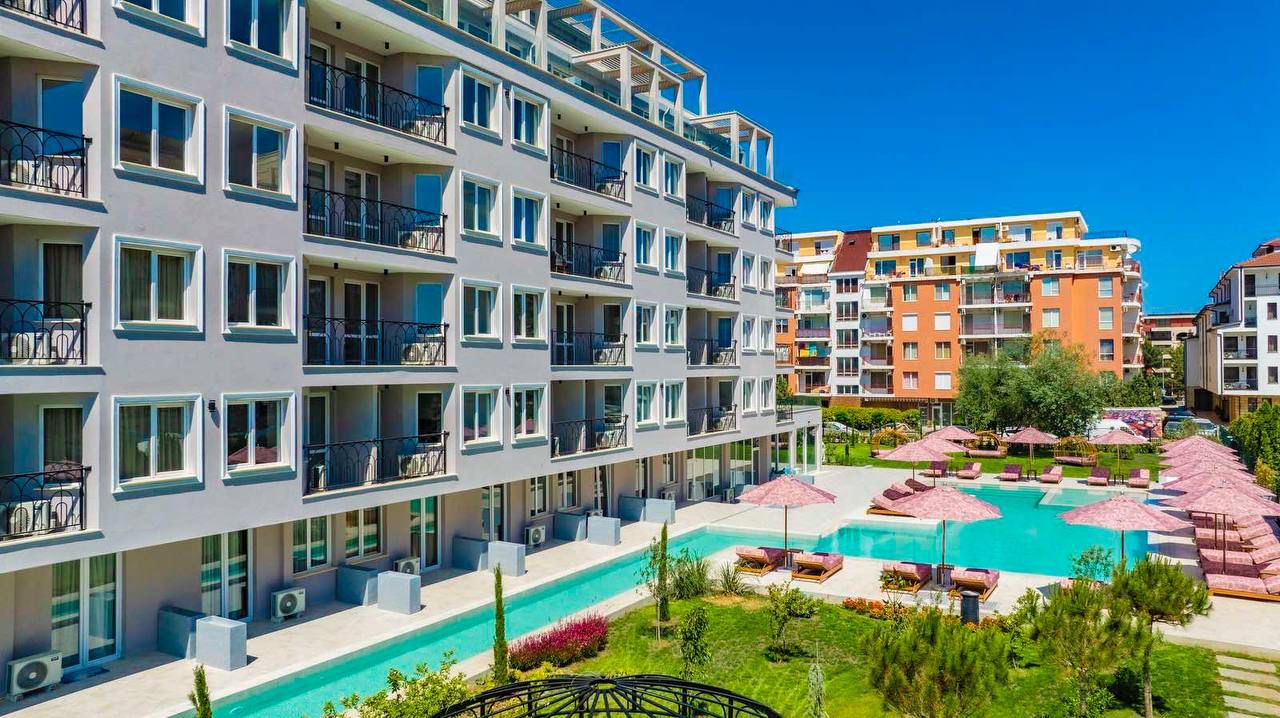 J’Adore Secret Garden