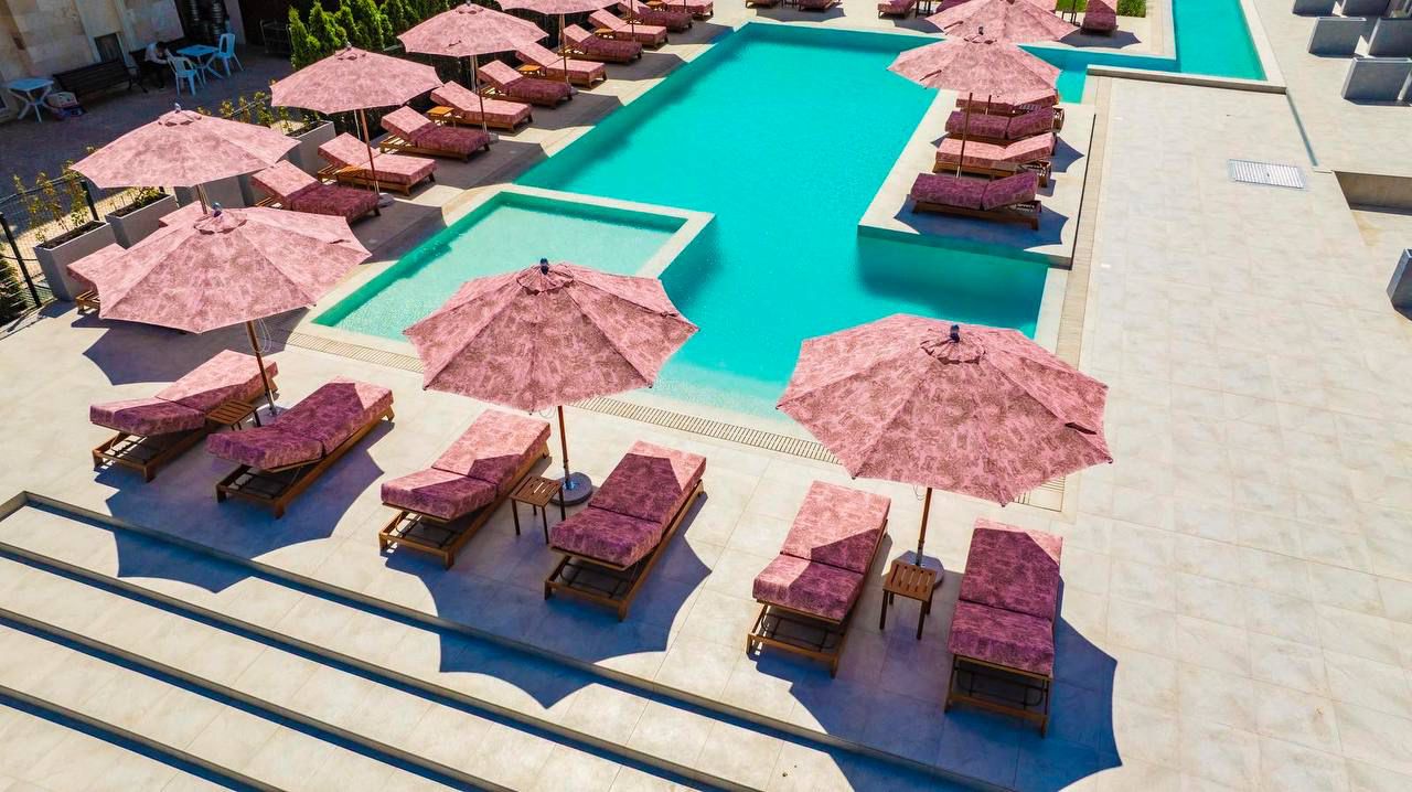 J’Adore Secret Garden