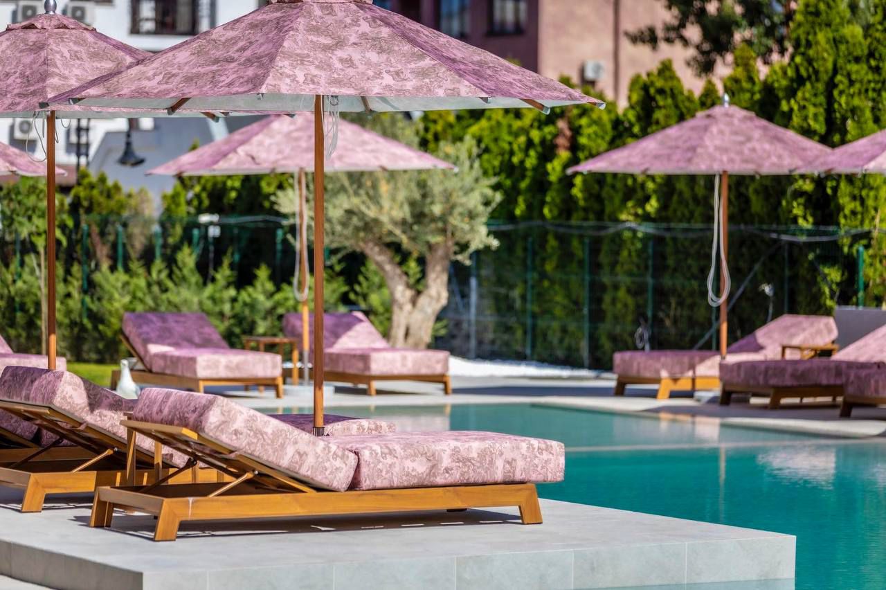 J’Adore Secret Garden