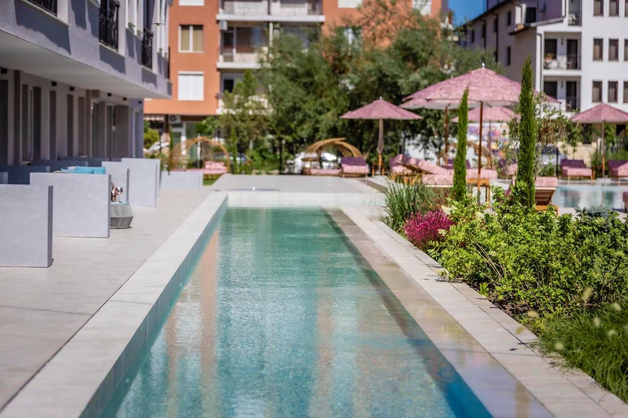 J’Adore Secret Garden